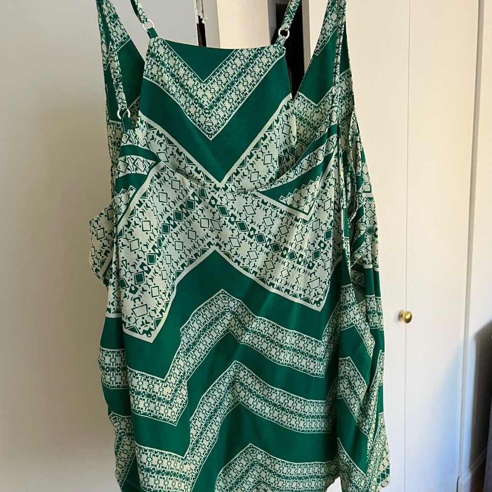 Sugarlips Green Asymmetrical Camisole Tank Top - Picture 4 of 4